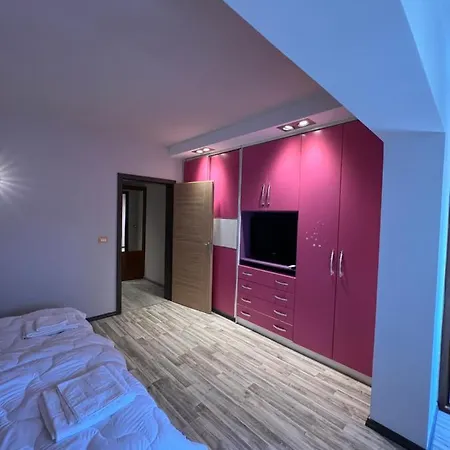 Apartament *