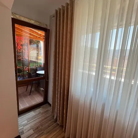 Apartament *